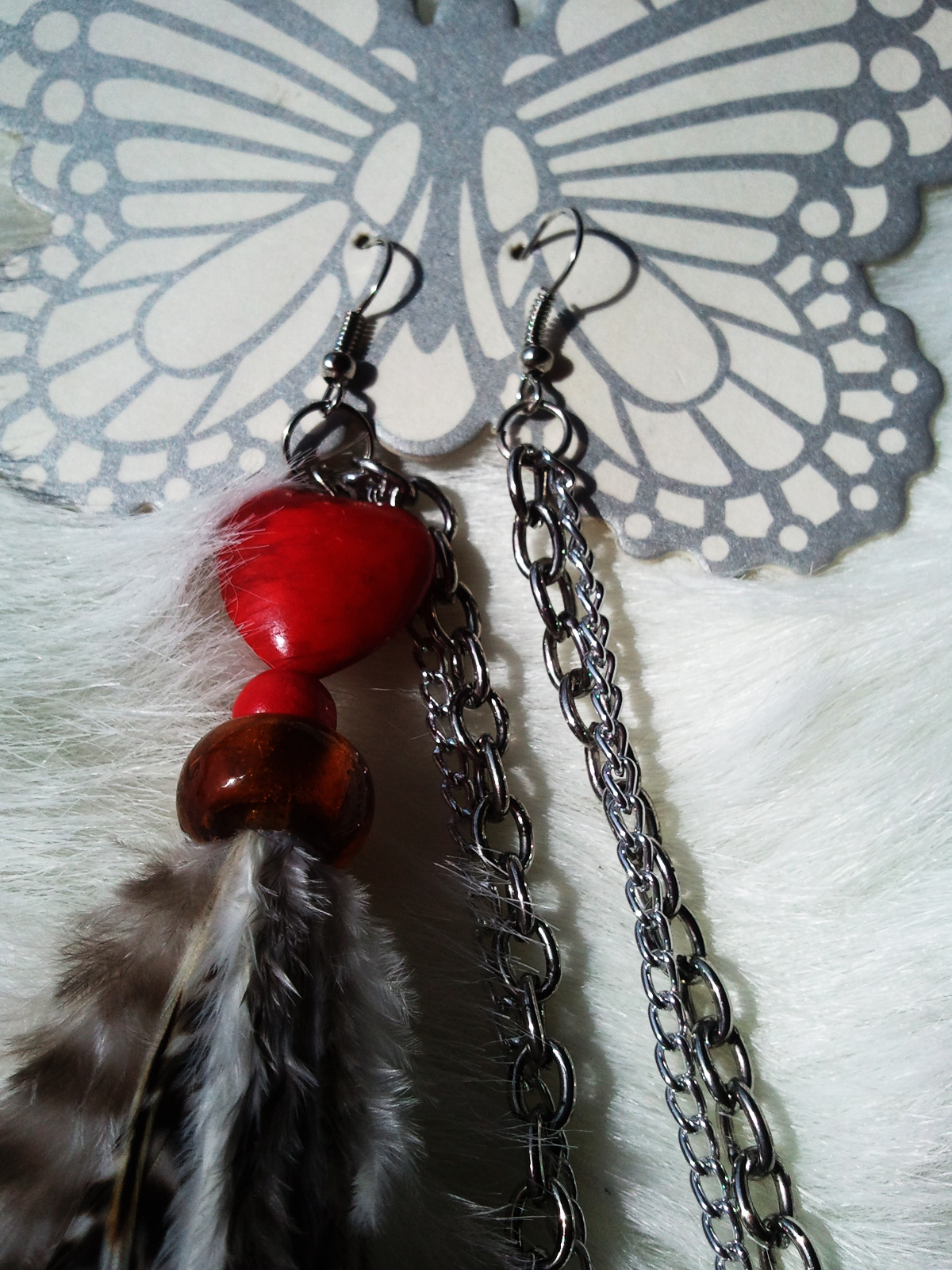 Spiritual Aura Feather Earrings : Glass/wood Bead Metal Chain - White/red Feathers **